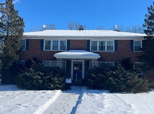 12 Regina Ct APT 2, Delmar, NY 12054