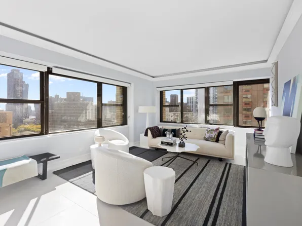 160 East 38th Street image 1 of 15