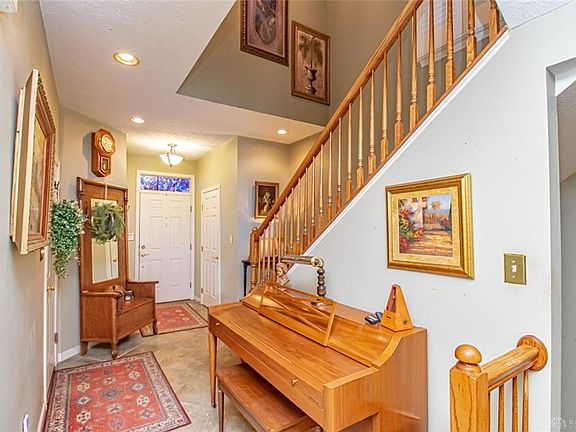 4th image of 3627 King Edward Way