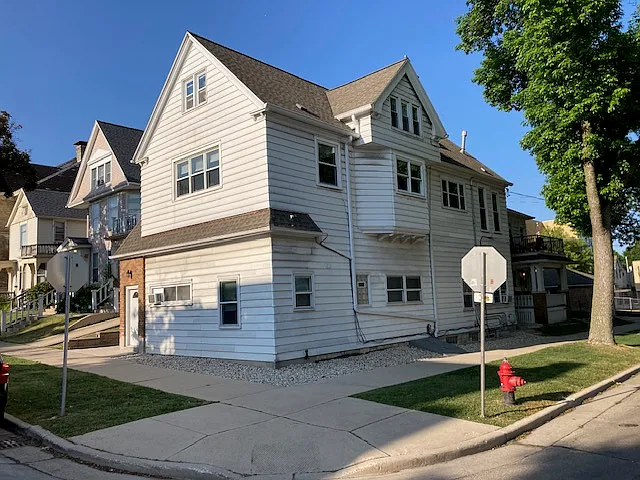 2450 N Cramer St — Photo 13