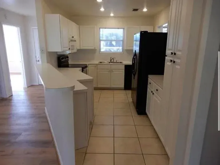 508B Hi Cir S — Photo 5