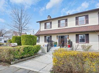 15 Adams St, New Rochelle, NY 10801