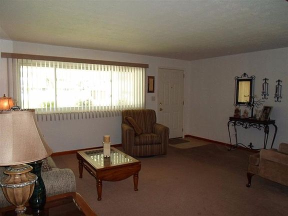 3rd image of 4231 Cordell Dr