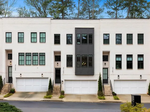 2143 Druid Fields Ln, Decatur, GA 30033