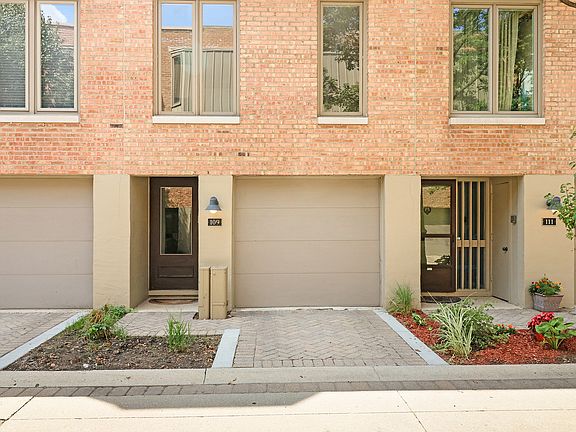 2nd image of 109 Frank Lloyd Wright Ln