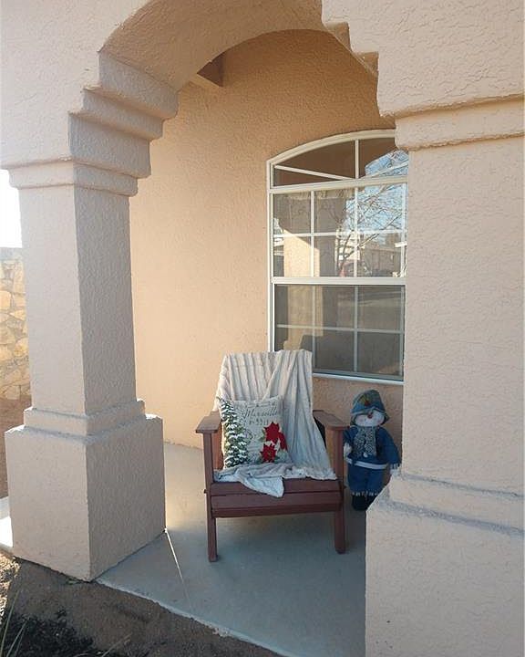 1st image of 3657 Healy Dr