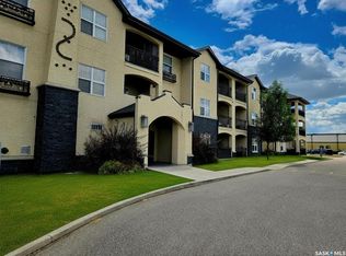 211 Ledingham St #216, Saskatoon, SK S7V0C5