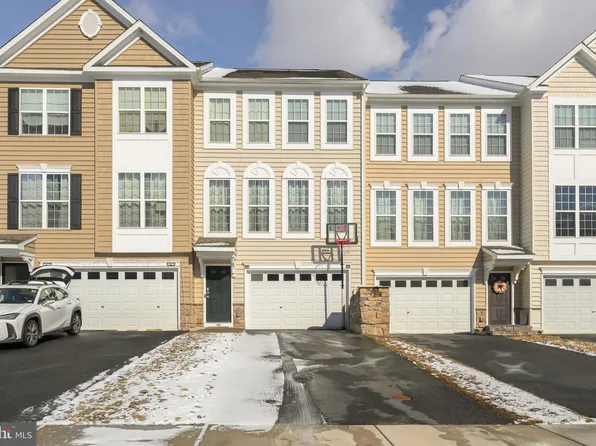 680 Courtly Rd, Townsend, DE 19734