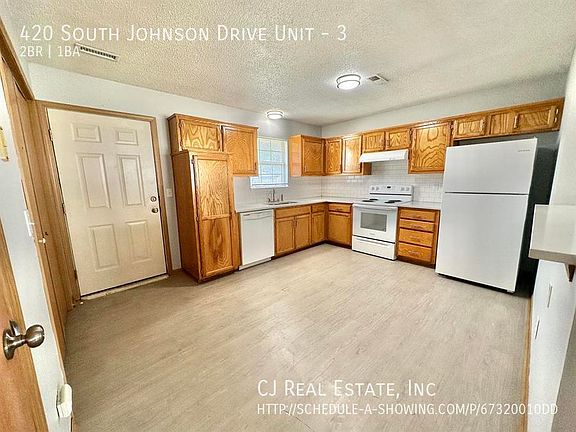 4th image of 420 S Johnson Dr #3