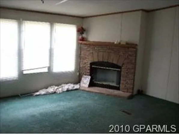 297 Main St, Ayden, NC 28530