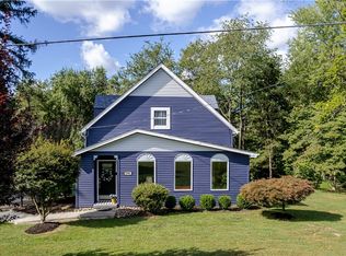 101 Patterson Ln, Follansbee, WV 26037