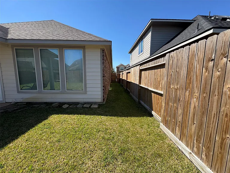 5310 Royal Press Dr — Photo 19