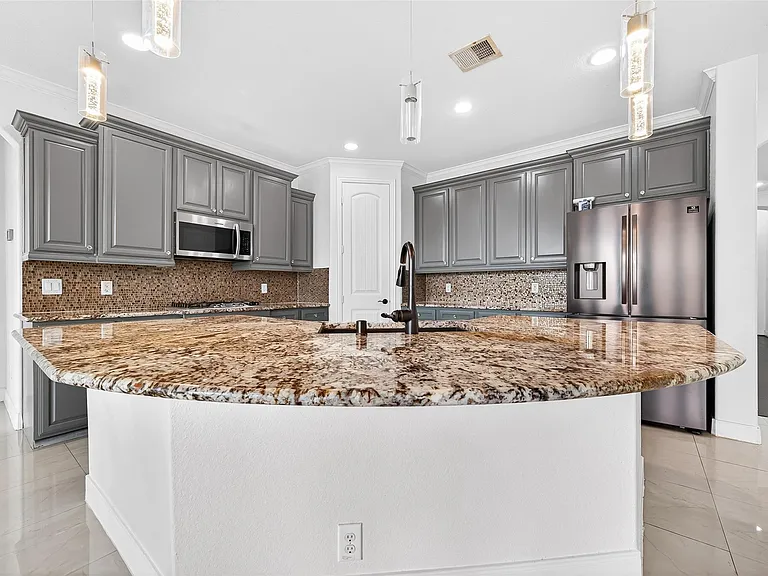 7035 Belle Meadow Ln — Photo 20