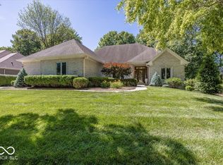 1055 Old Eagle Way, Greenwood, IN
