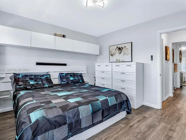 901 SW 11th Ave #17H — Photo 15