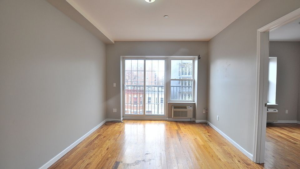 1st image of 728A Rogers Ave APT 2A