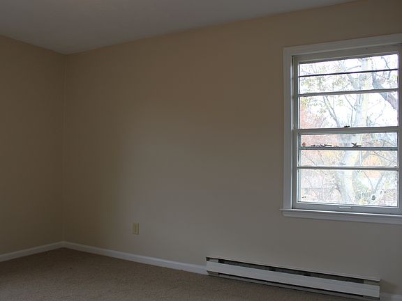 4th image of 177 Donabrook Ct APT 3