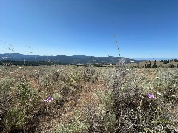 25 Harvest Moon Lane, Tonasket, WA 98855