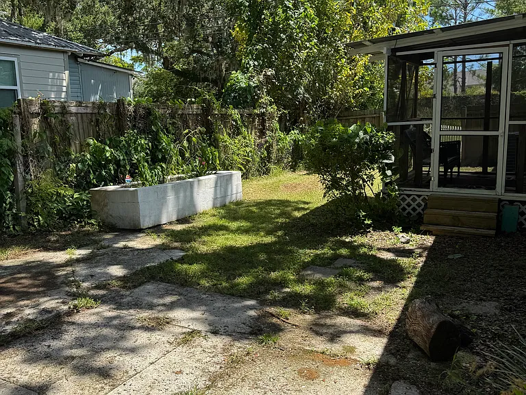 1405 Masters Dr #B — Photo 9