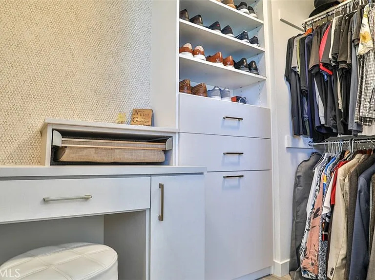 876 Doheny Way — Photo 21
