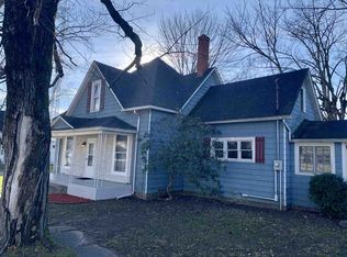 304 N 2nd Ave, Farmersburg, IN