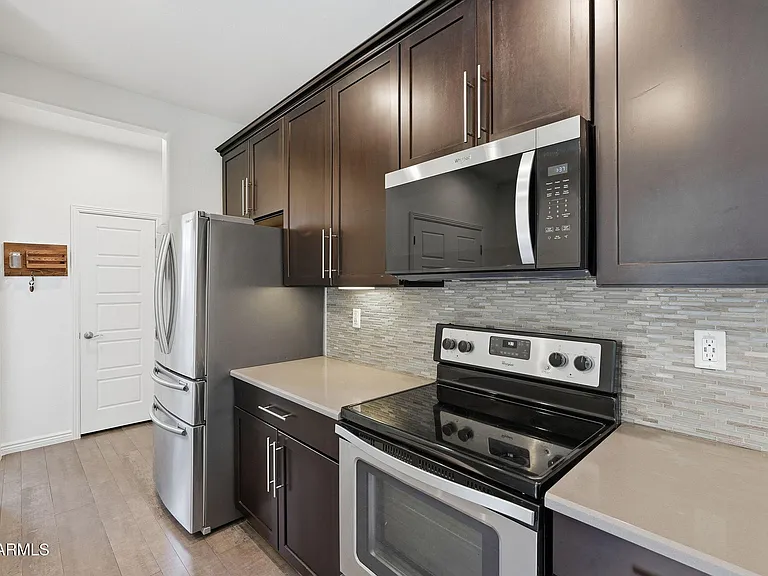 464 N Ranger Trl — Photo 15