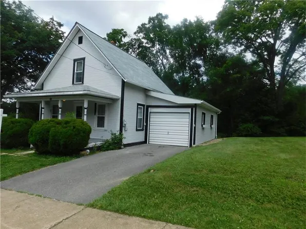 314 N Main St, Slippery Rock, PA 16057