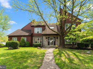 208 Nicklaus Dr, Doylestown, PA 18901