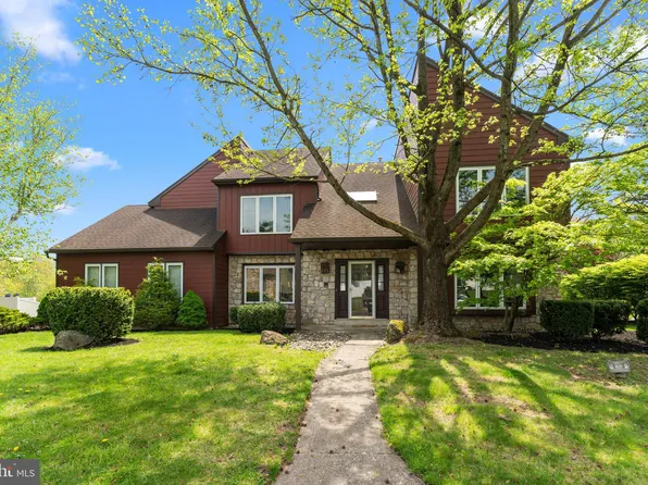 208 Nicklaus Dr, Doylestown, PA 18901