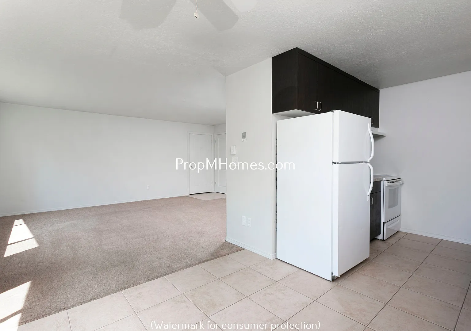 Two Bedroom Apartment with Private Patio in Glenfair Neighborhood! — Photo 4