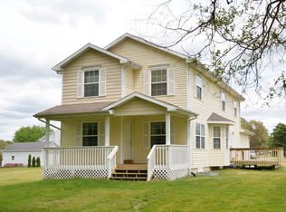 31900 Pawton Ln, Paw Paw, MI 49079