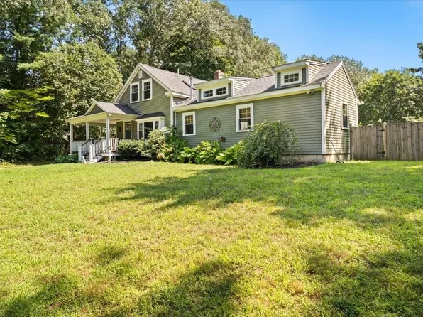 60 Rhode Island Rd, Lakeville, MA 02347