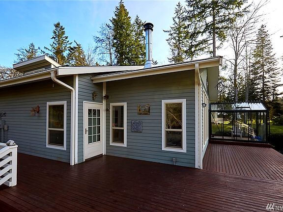 This is the front door and around the corner is a sun room.