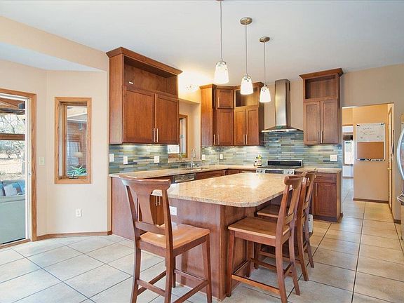 4th image of 2985 Rothmore Ln