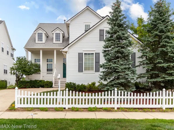 1179 N Bay Dr, Ann Arbor, MI 48103