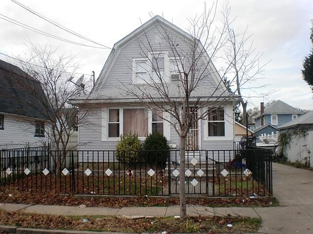 1st image of 97 Burr Ave
