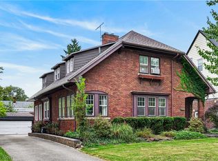 2596 Shaker Rd, Cleveland Heights, OH 44118