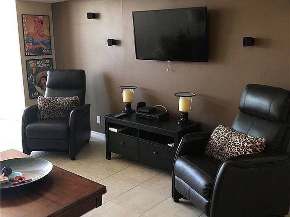 4th image of 210 172nd St APT 334