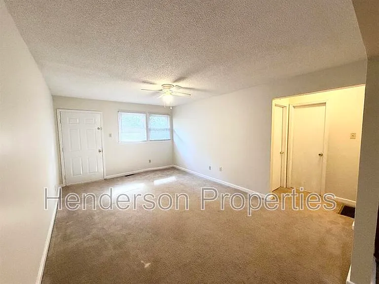 616 Wood St — Photo 8