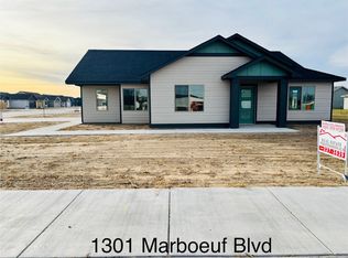 1301 Marboeuf Blvd, Dodge City, KS 67801