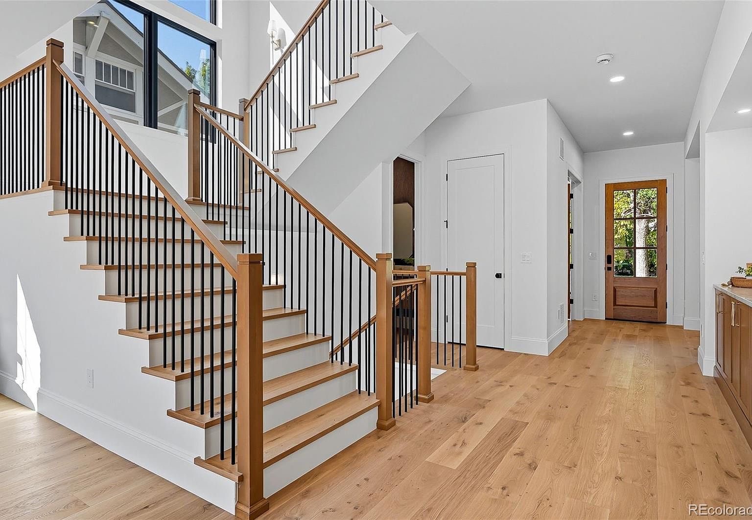 1184 S Williams Street - Photo 5