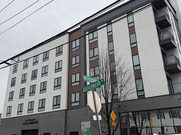 2nd image of 216-218 Mount Pleasant Ave #209