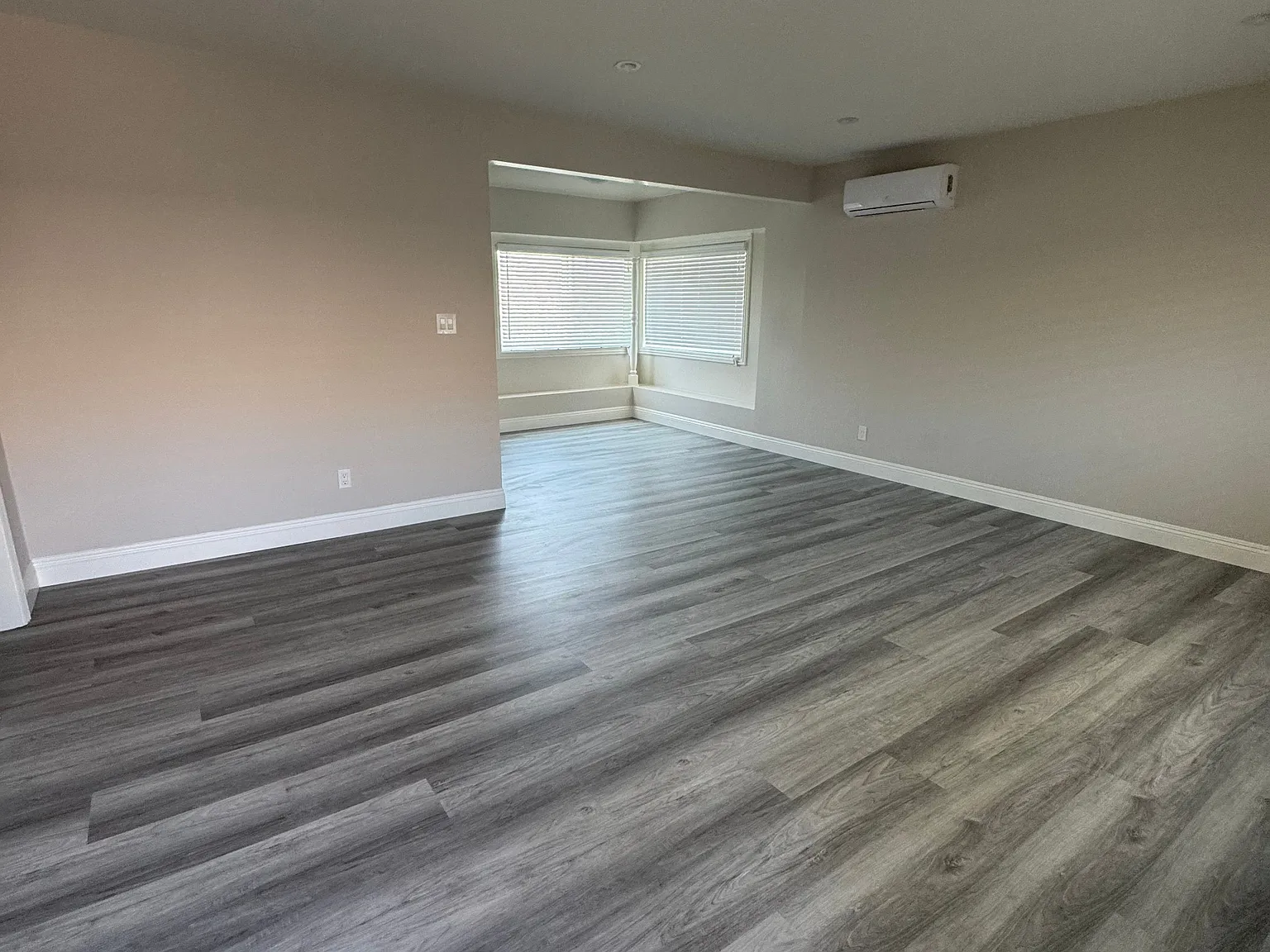 2 bed, $2,550 — Photo 4