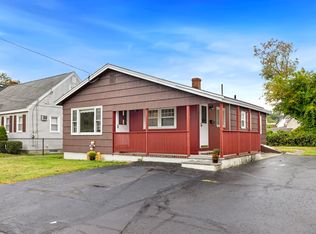 15 Sayles St, Lowell, MA 01851