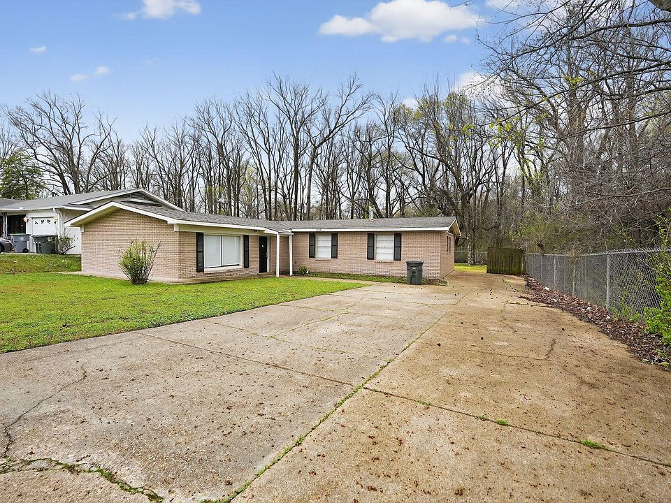 1st image of 1748 Hester Rd