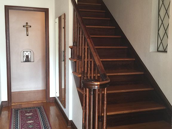 entry way and stair case 