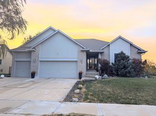2403 N Chelmsford St, Wichita, KS 67228