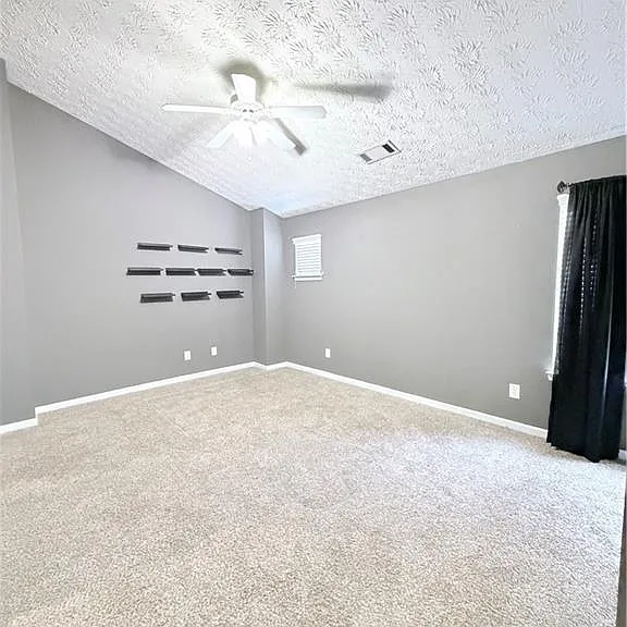 1525 Paramount View Trce — Photo 31