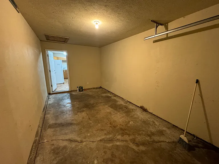 1011 W 24th St #1011 — Photo 32