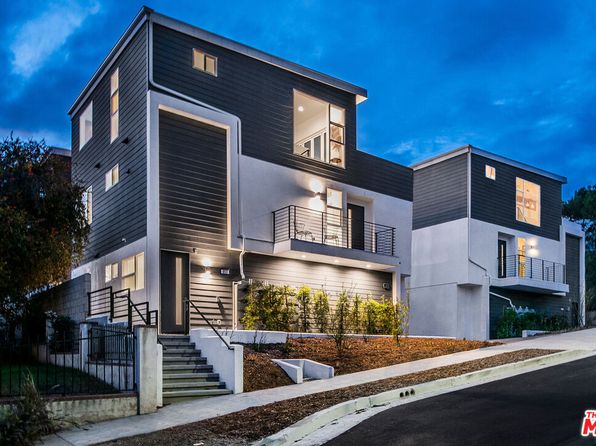 857 1/2 Hyperion Ave